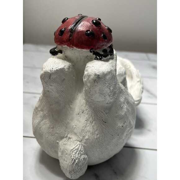 White Bunny With Ladybug Hide A Key Faux Rock Resin Vintage * READ - Picture 3 of 9